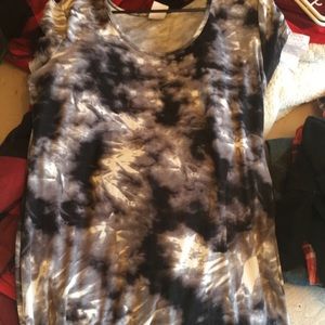 XL Dress fits more like L